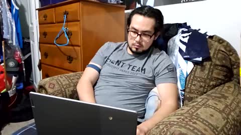 Snapshot of ryanime chatting on February 14, 8:31 am Ryanime online show from February 14, 8:31 am