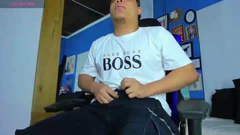 --- Ryan --- online show from December 2, 3:20 am