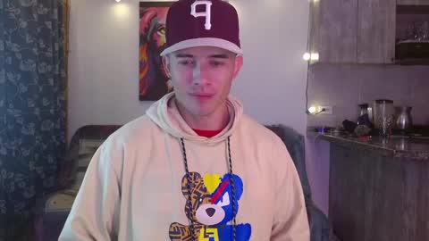 Snapshot of ryann_blue_ chatting on January 8, 11:30 pm Ryan Blue ig ryannblue online show from January 8, 11:30 pm