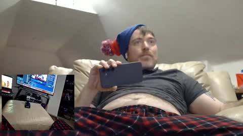 Ryis2High online show from December 24, 11:17 am