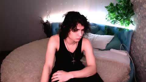 Snapshot of rylanstone chatting on October 2, 9:08 pm Rylan online show from October 2, 9:08 pm