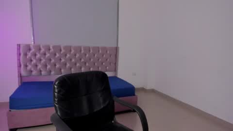 ryo_kush0 online show from August 5, 12:54 pm
