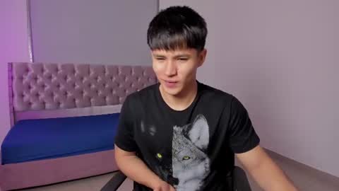 ryo_kush0 online show from August 6, 12:55 pm