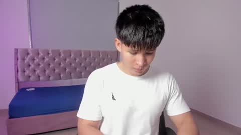 ryo_kush0 online show from August 3, 2:01 pm