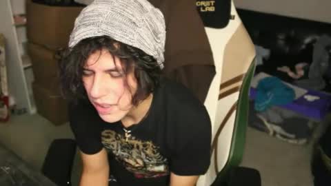 Ryot3 online show from December 19, 1:24 am