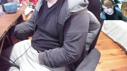 1141323  my Lord Mister Max   moms treasure online show from January 5, 5:27 pm