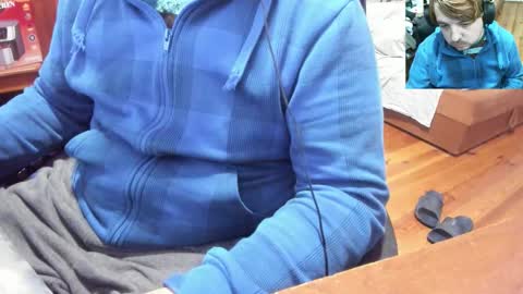 1141323  my Lord Mister Max   moms treasure online show from October 27, 12:13 am