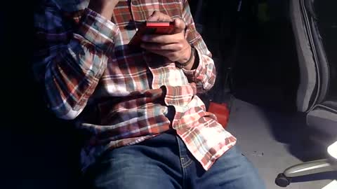 Dee online show from December 25, 11:00 am