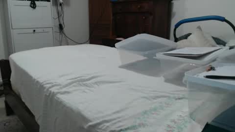 dadbod online show from February 4, 6:30 am