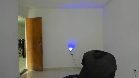 Snapshot of saenz_hotx chatting on October 13, 8:48 pm saenz_hotx online show from October 13, 8:48 pm