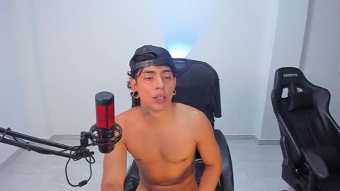 saenz_hotx online show from January 9, 1:11 am