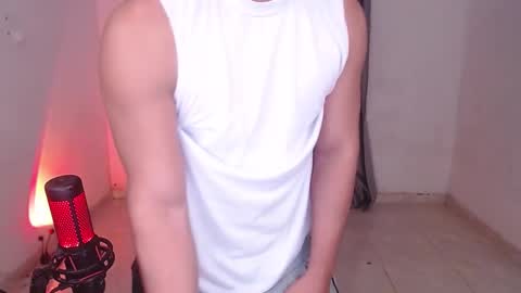 Snapshot of saenz_hotx chatting on January 22, 1:20 am saenz_hotx online show from January 22, 1:20 am