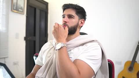 saimon  online show from January 12, 7:29 pm