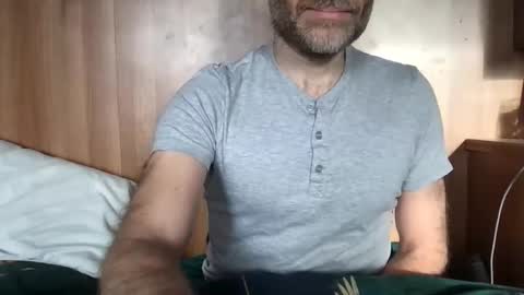 saint009 online show from January 6, 12:13 pm