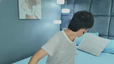 Santi online show from April 23, 1:24 pm