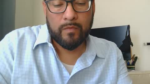 sal cumplaciente online show from May 18, 6:45 pm