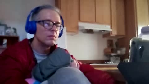 salis1981 online show from December 18, 11:56 pm