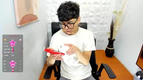 Sam online show from November 13, 2:44 pm