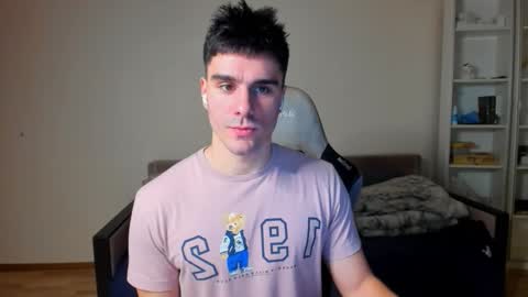 BACK IN 2 WEEKS online show from November 26, 9:51 pm