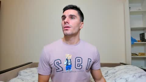 BACK IN 2 WEEKS online show from December 26, 9:04 pm