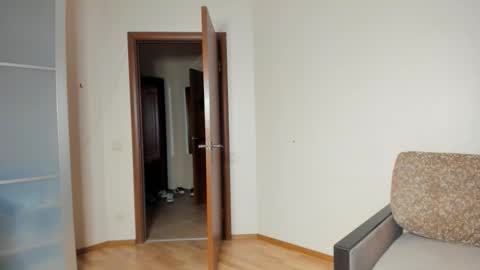 BACK IN 2 WEEKS online show from October 13, 11:00 pm