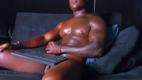 Snapshot of samclarck chatting on January 24, 12:21 am SAM online show from January 24, 12:21 am