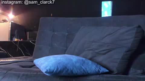 Snapshot of samclarck chatting on February 1, 10:44 pm SAM online show from February 1, 10:44 pm