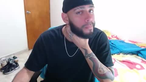 Snapshot of samir_music_ chatting on October 18, 7:30 pm samir_music_ online show from October 18, 7:30 pm