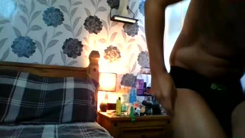 sexy lad looking for fun online show from July 21, 6:43 pm