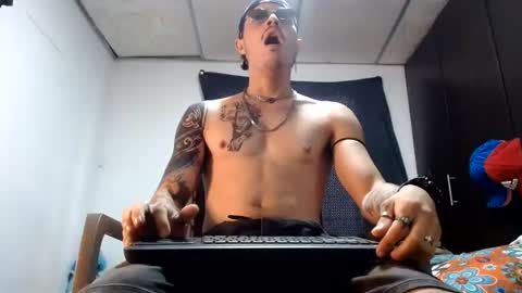 sammy model independiente online show from July 21, 11:34 am