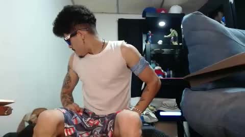 sammy model independiente online show from October 2, 10:08 am