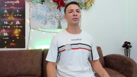 Samuel online show from December 6, 8:18 pm