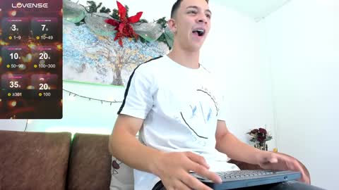 Samuel online show from January 3, 8:01 pm