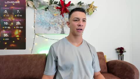 Samuel online show from December 17, 8:32 pm