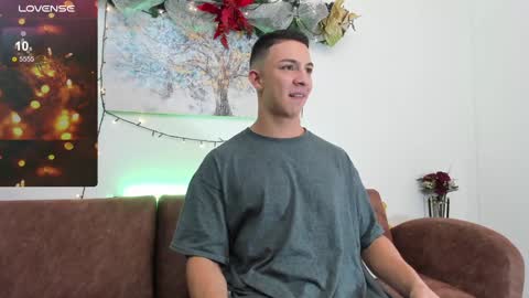 Samuel online show from December 23, 8:03 pm