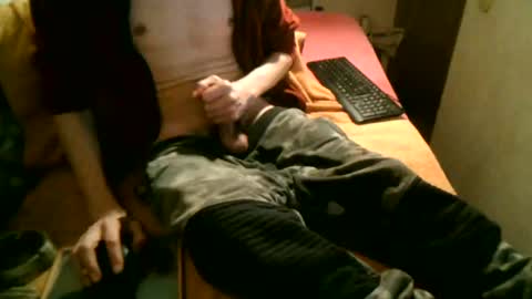 Snapshot of samueltal chatting on December 23, 8:47 pm samueltal online show from December 23, 8:47 pm