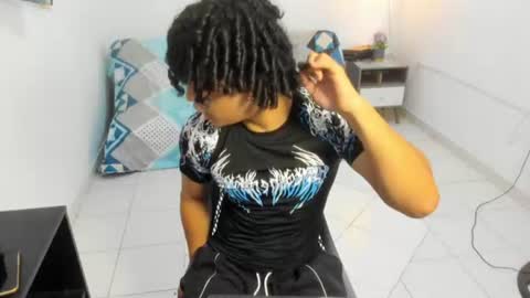 samxx_muscle online show from July 20, 1:46 pm