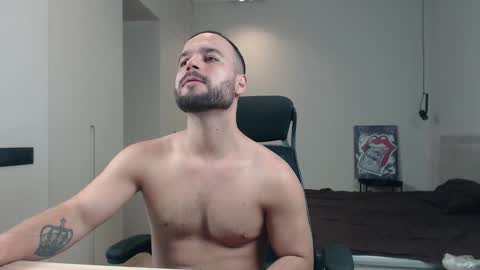 DeAlex online show from December 21, 5:10 pm