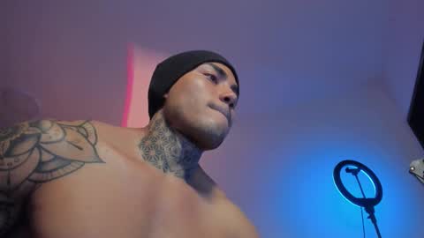 Santi Ferrer online show from December 14, 1:34 am