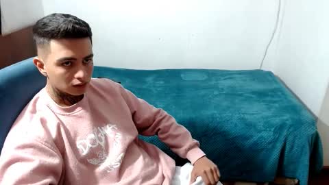 santi_ss online show from September 27, 8:50 pm