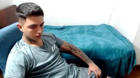 santi_ss online show from September 8, 6:29 pm