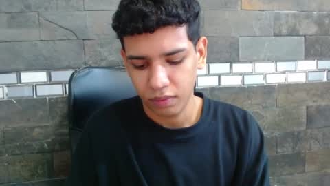 santi online show from November 22, 2:55 am