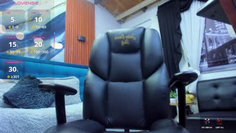 SANTIAGO  online show from April 13, 12:00 am