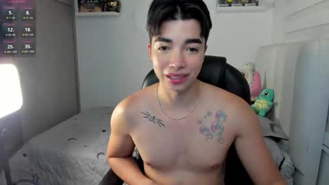 Mr. Santiago online show from November 25, 1:24 pm