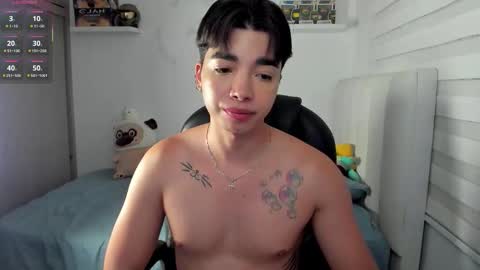 Mr. Santiago online show from February 5, 1:40 pm