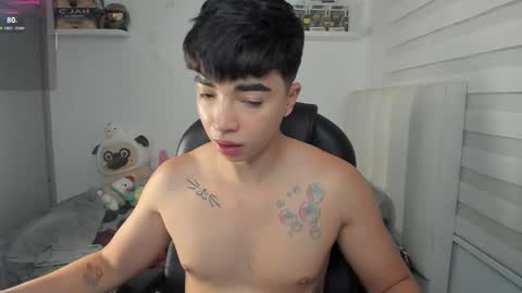 Mr. Santiago online show from April 14, 1:54 pm