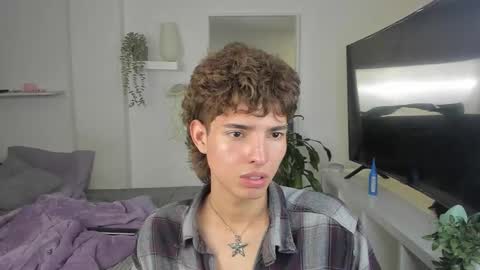 kitty online show from November 11, 4:28 am