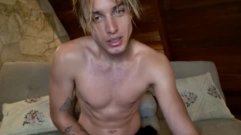 Sasha --  online show from May 16, 10:36 am