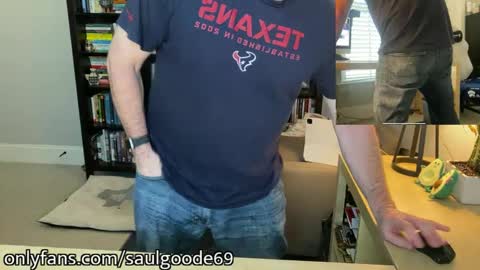 Snapshot of saulgoode69 chatting on January 2, 4:35 pm Saul Goode online show from January 2, 4:35 pm