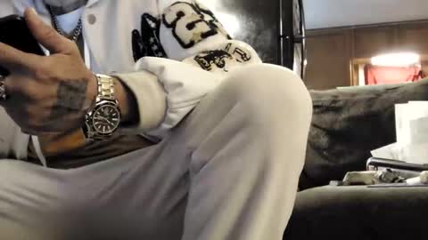 sayhi2mylilguy online show from December 4, 3:13 am